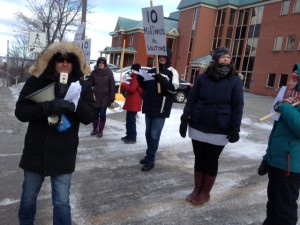 manif revenu-qc-rimouski-22fev